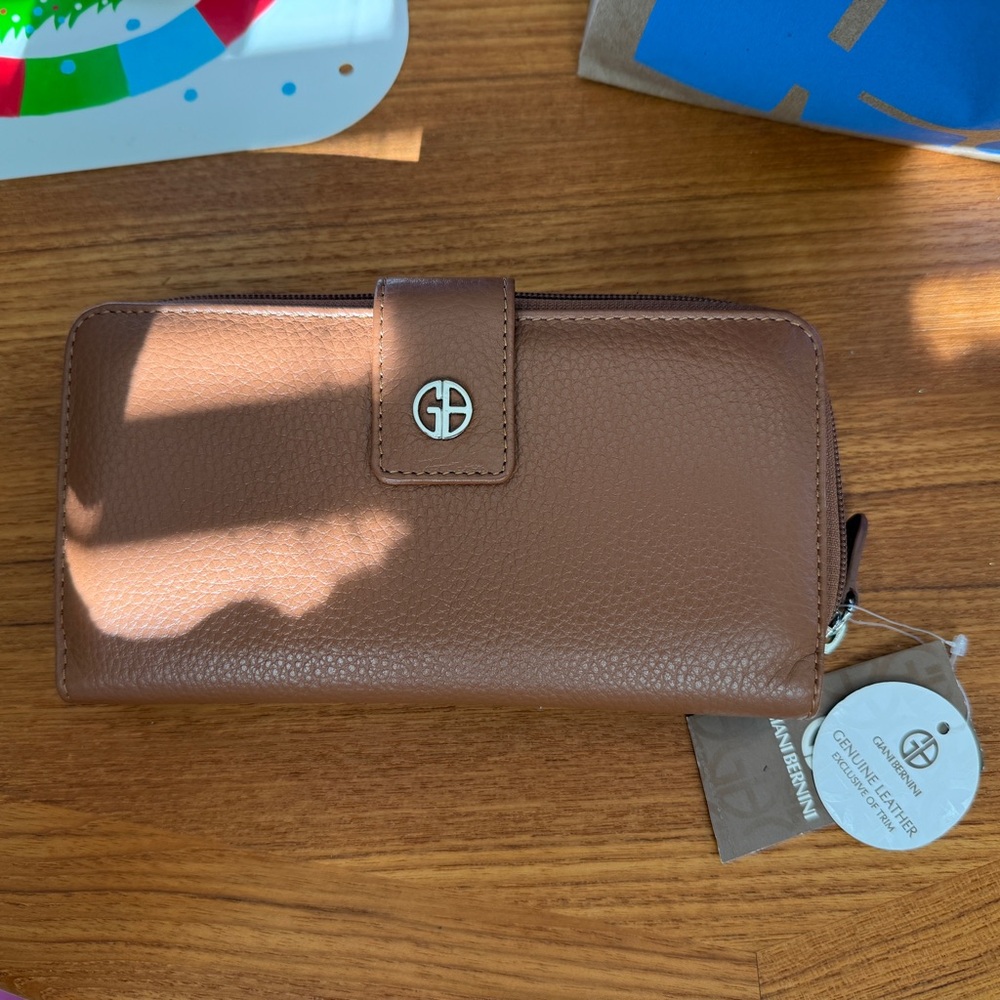 NWT Giani Bernini Softy Leather All In One Wallet